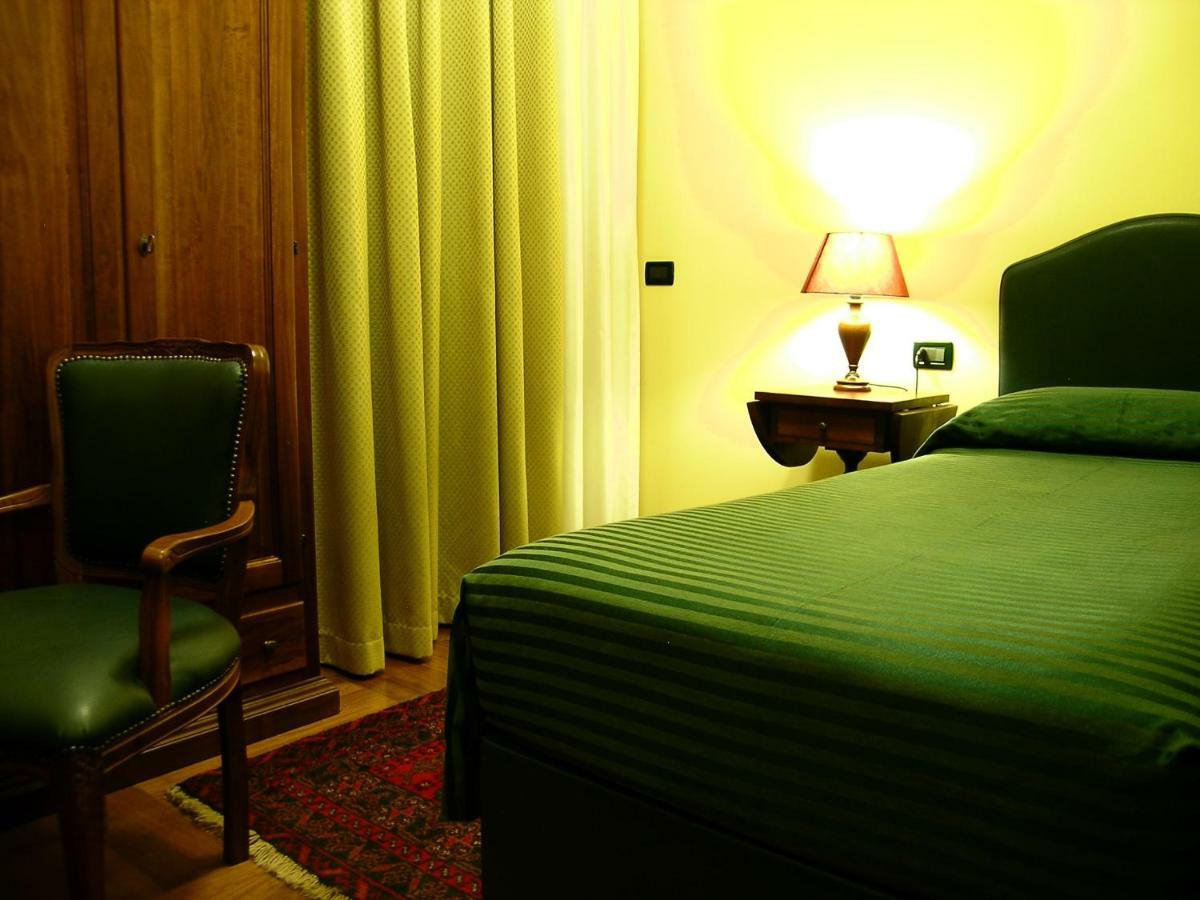 Relax Style House Central Rooms Pescara Zewnętrze zdjęcie